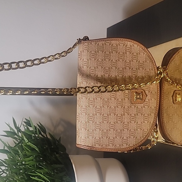 CELINE MACADAM BIFOLD WALLET WITH COIN COMPARTMENT - Picture 9 of 11